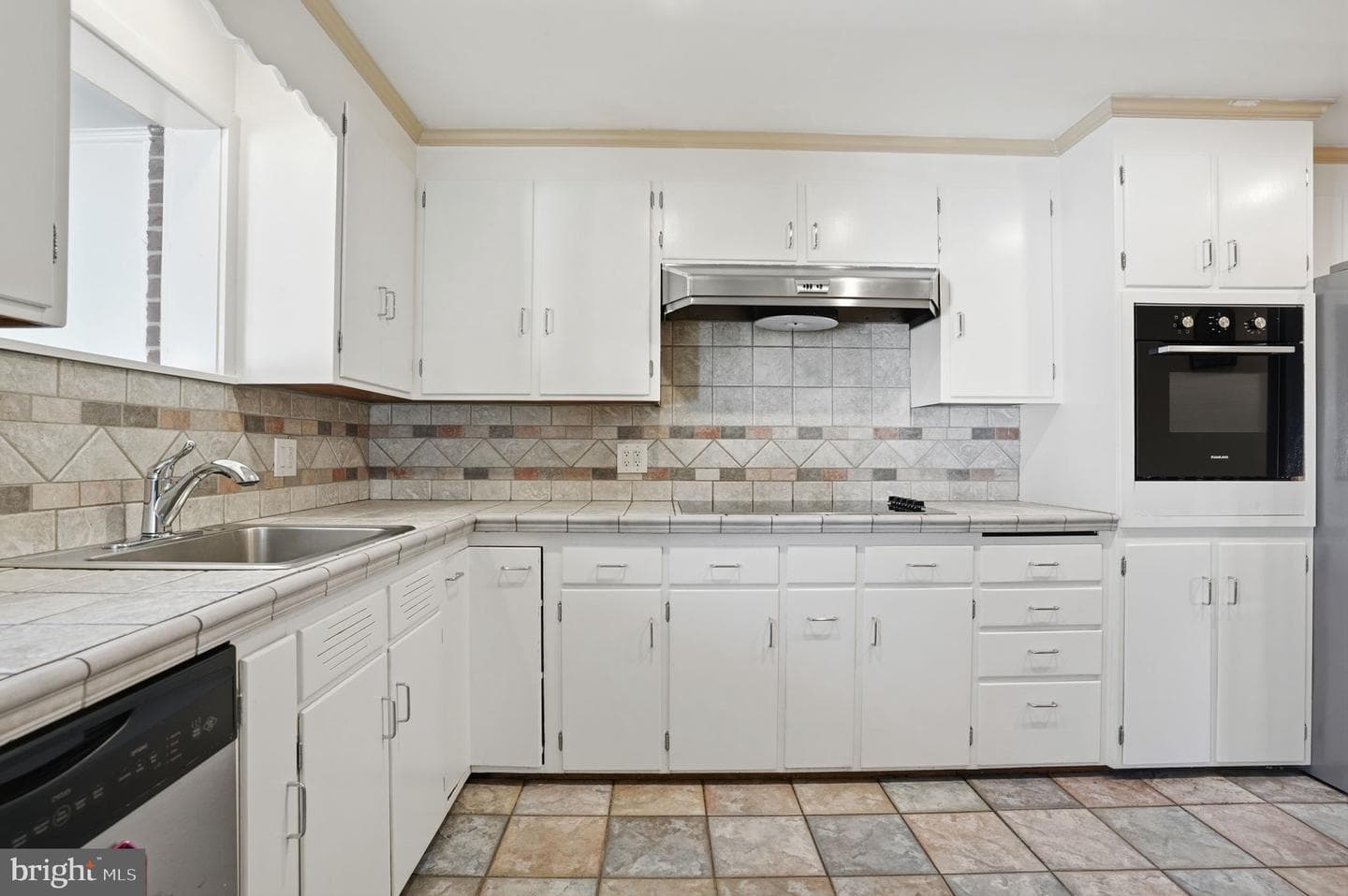 969 Lower State Road photo 12