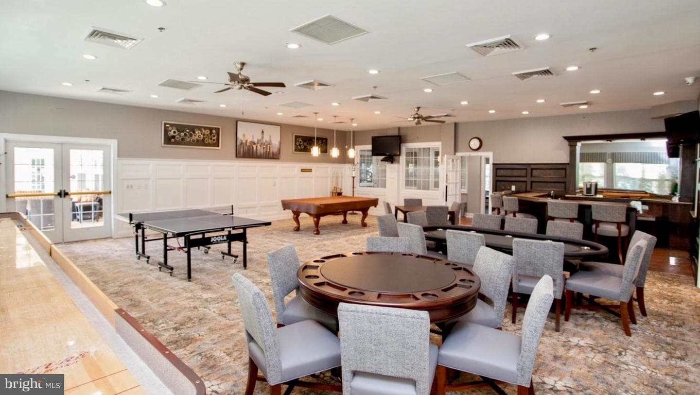 64 Villa Drive photo 31