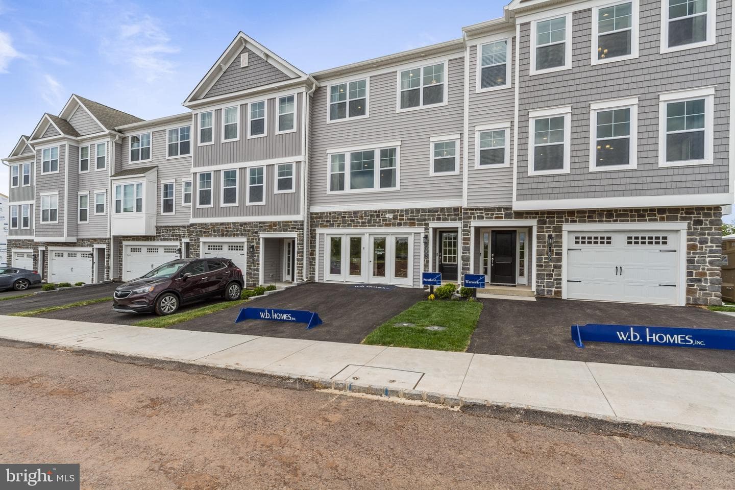 0002 Jameson Way #base Stratford Int photo 4
