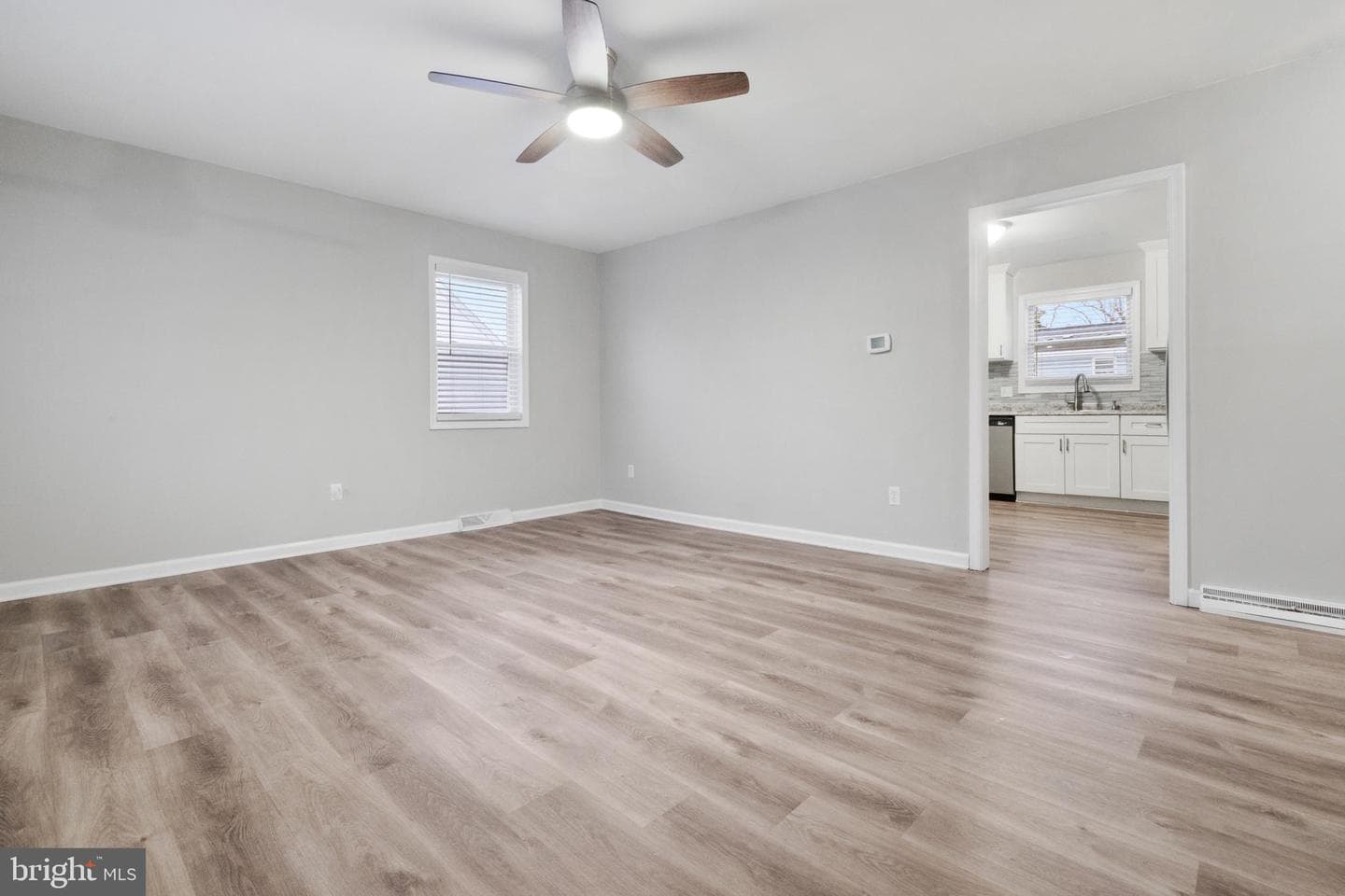 11 Carolina Avenue photo 24