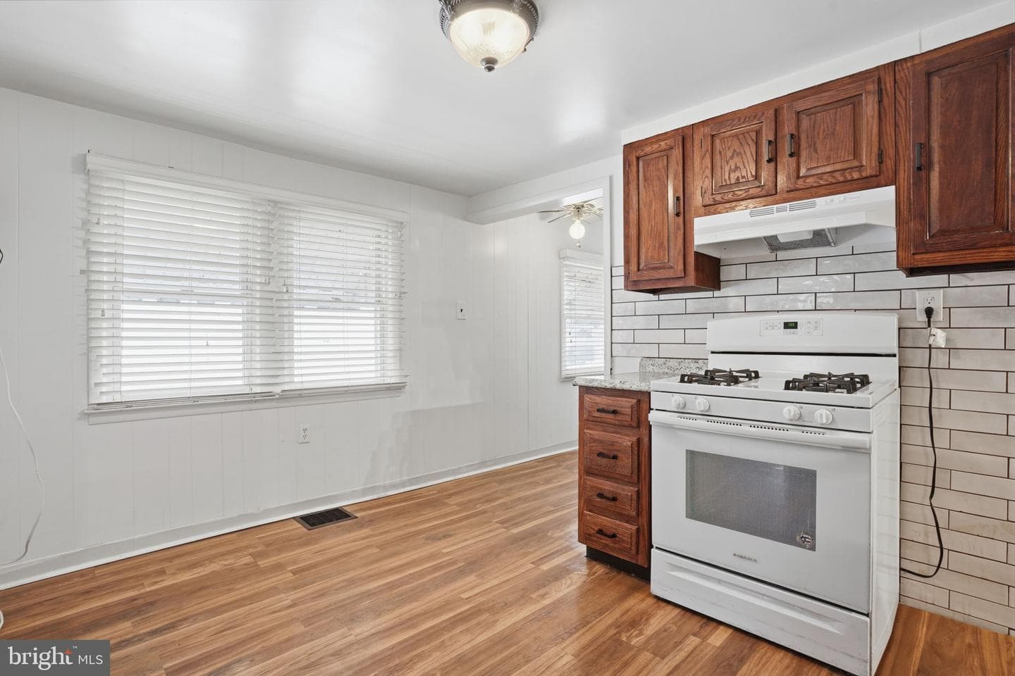 622 Corson Street photo 10