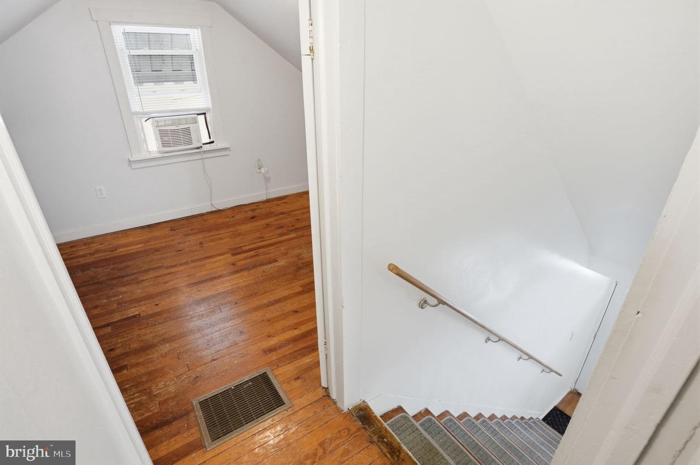 622 Corson Street photo 17