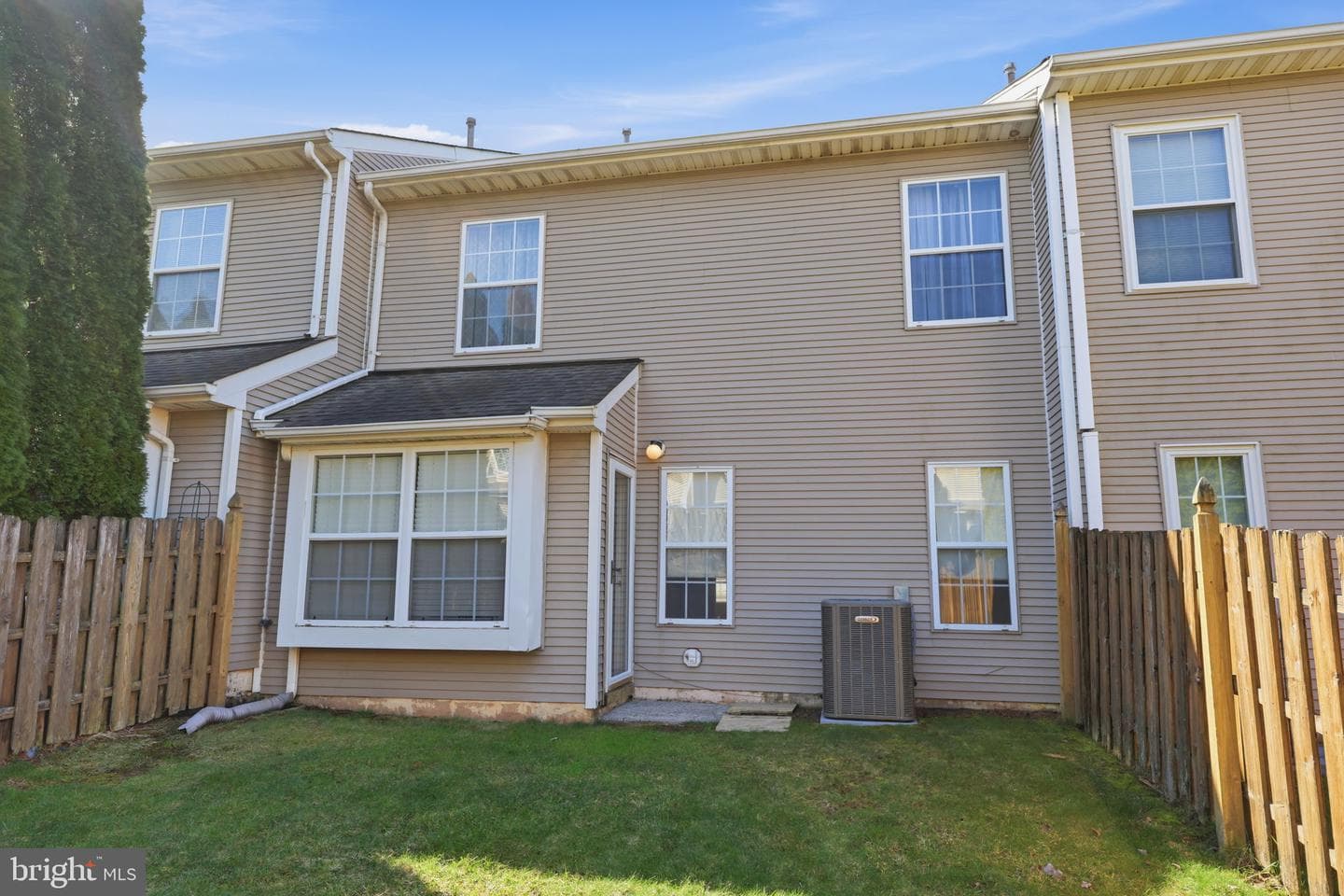 25 Honey Locust Lane photo 26