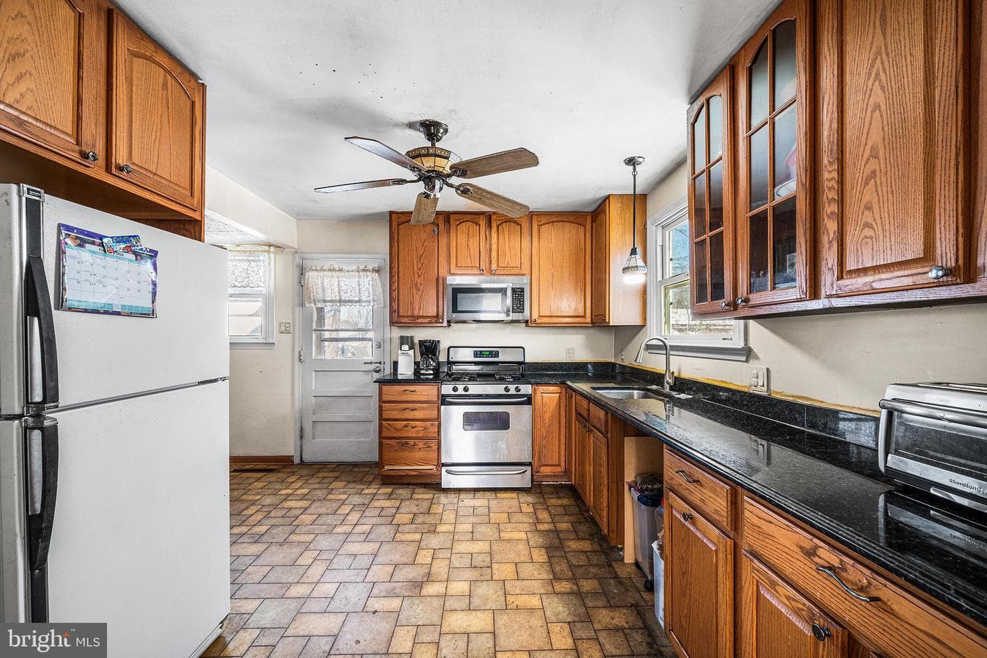 1103 Nancy Drive photo 4
