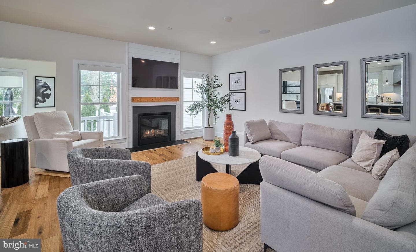 508 Carmela Way photo 8