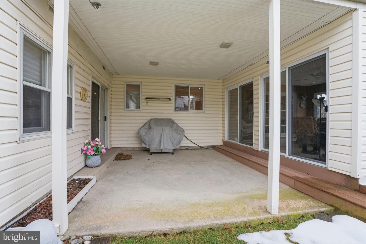 194 Gibson Avenue photo 10