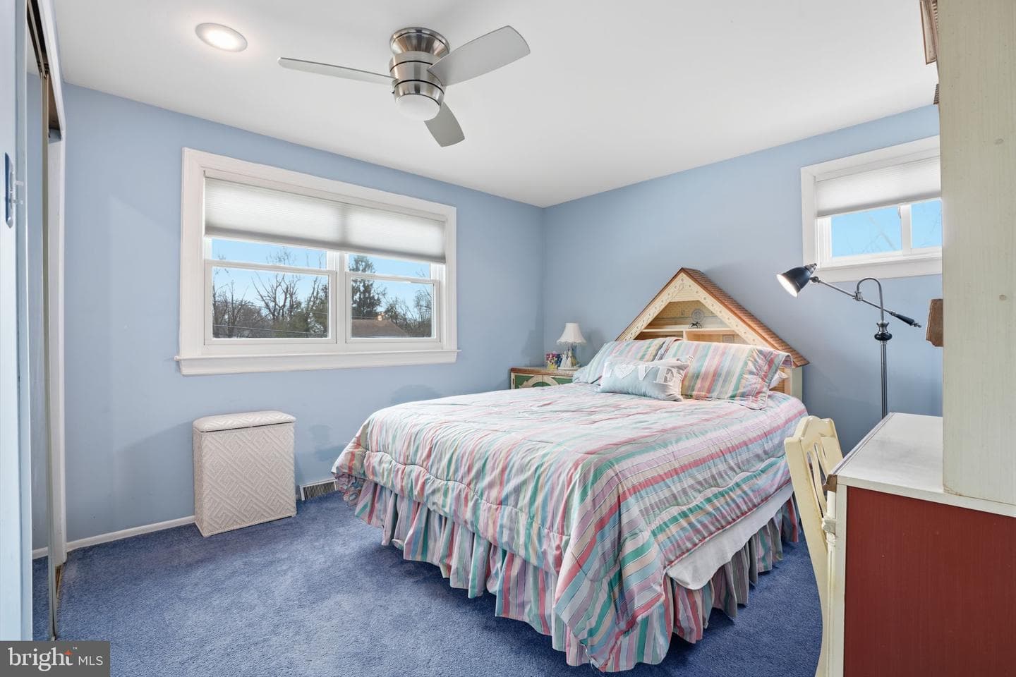 194 Gibson Avenue photo 34