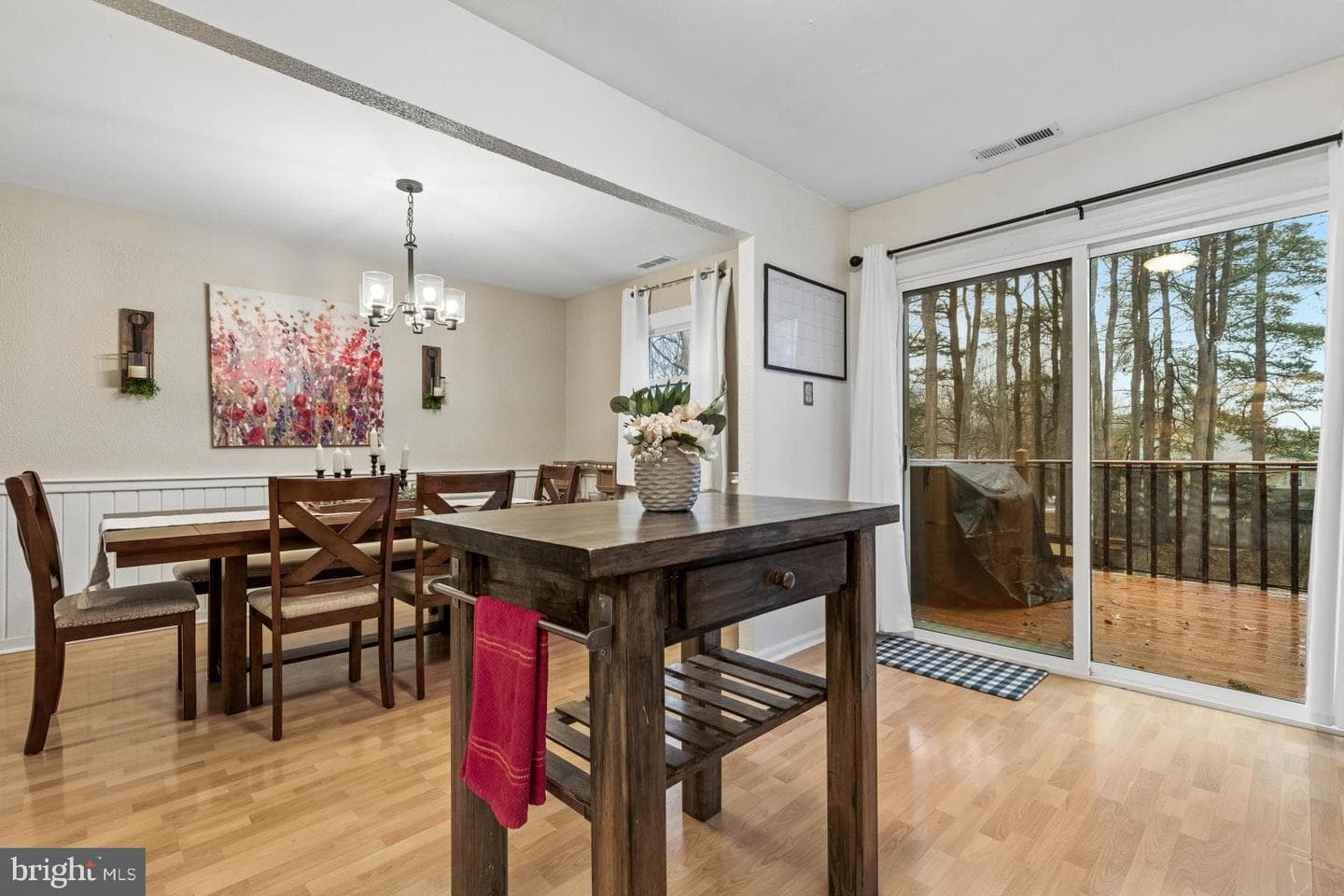 529 Portsmouth Court photo 6