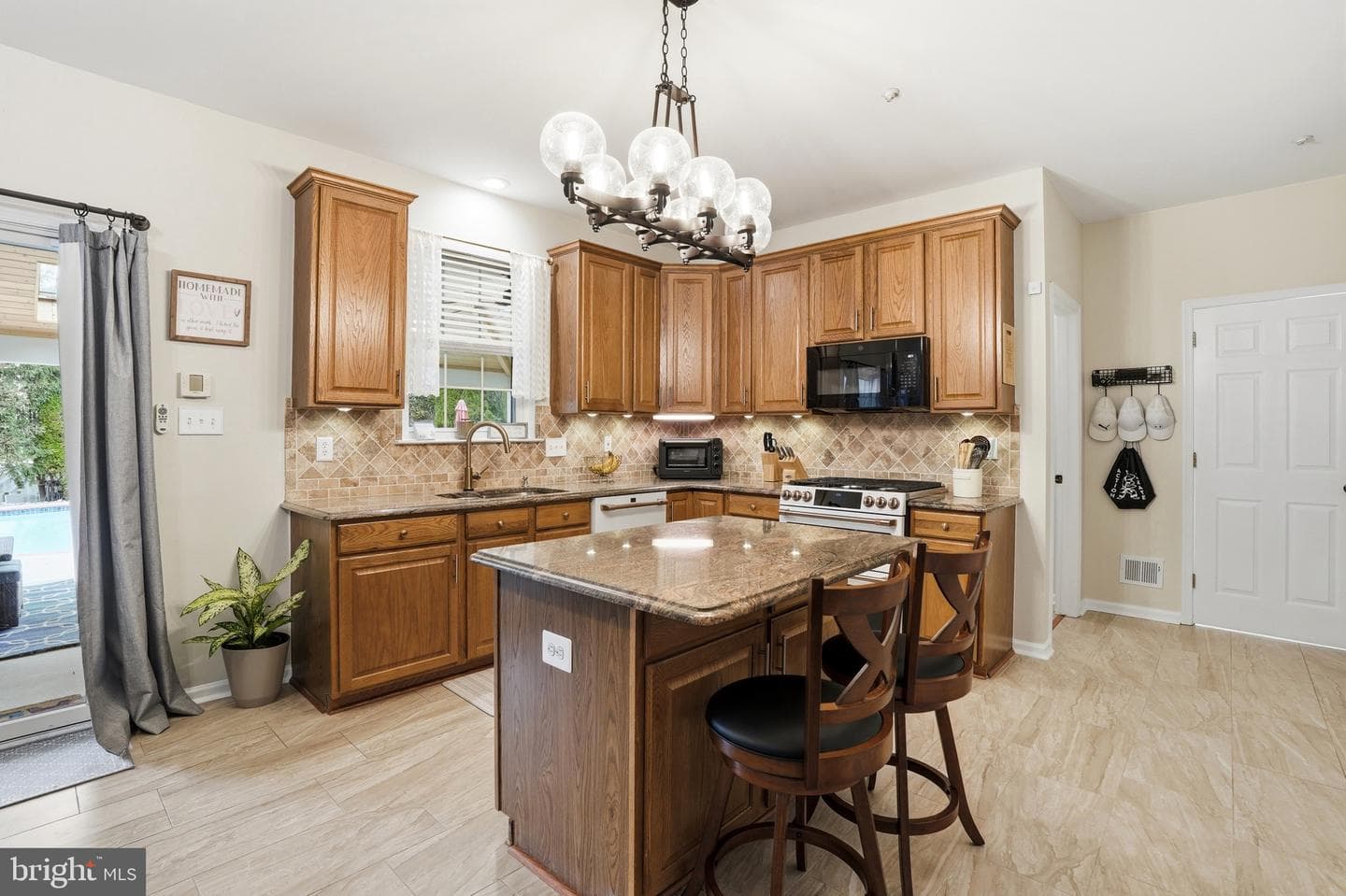 930 Red Coat Farm Drive photo 43
