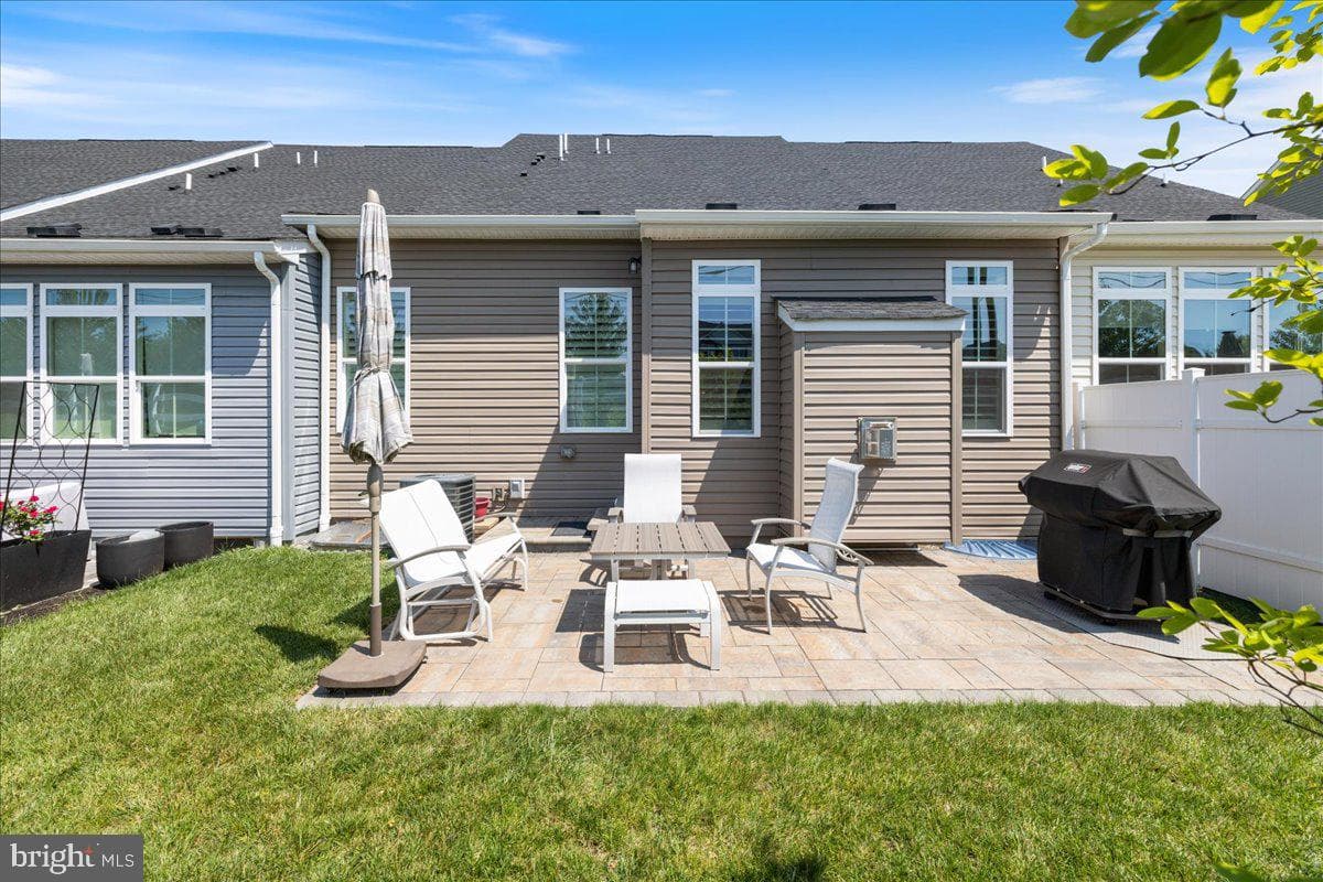 34 Griffin Way photo 44