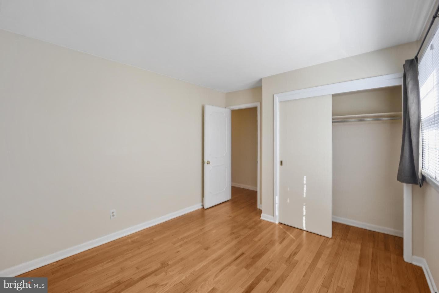 105 Vernon Lane photo 24