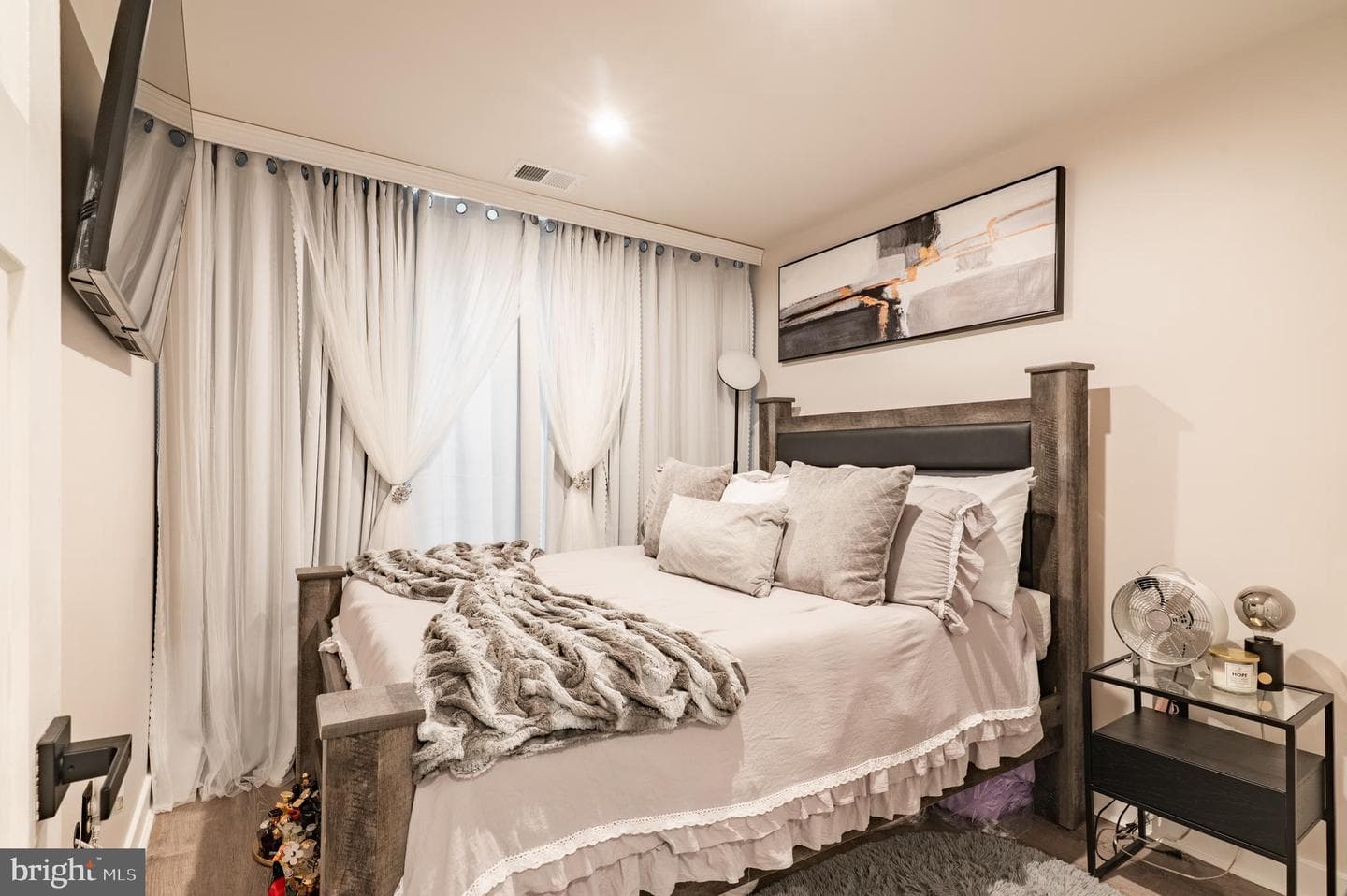 118 Bishop Way photo 33