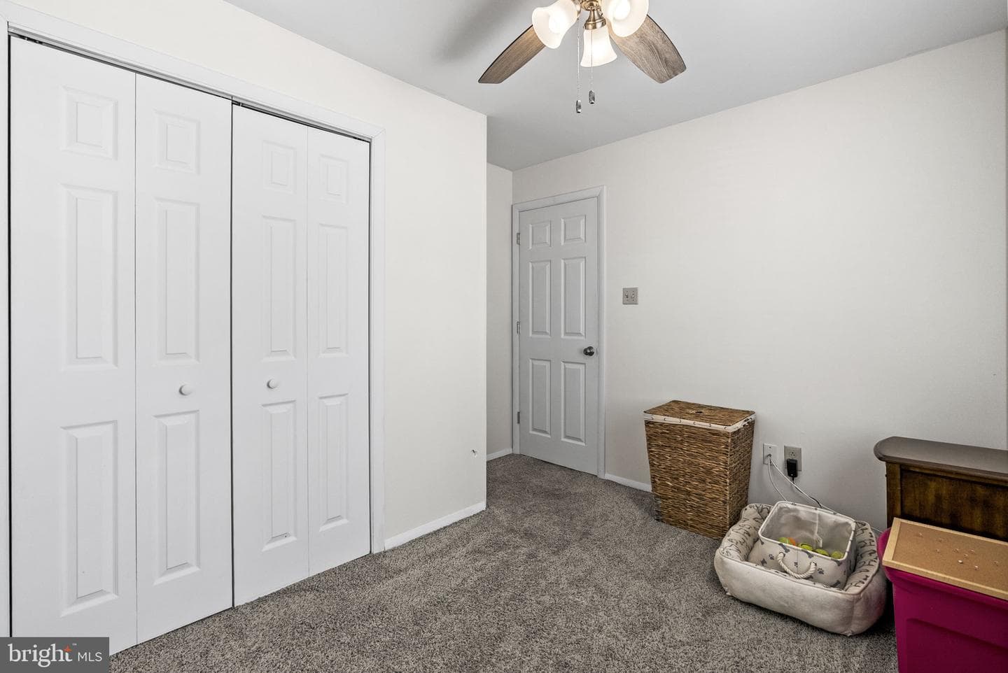 400 Clymer Avenue photo 20