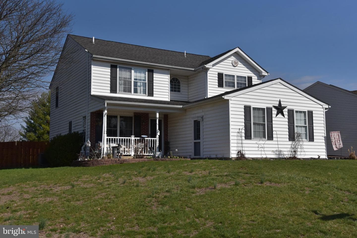 2026 Valley View Drive photo 2