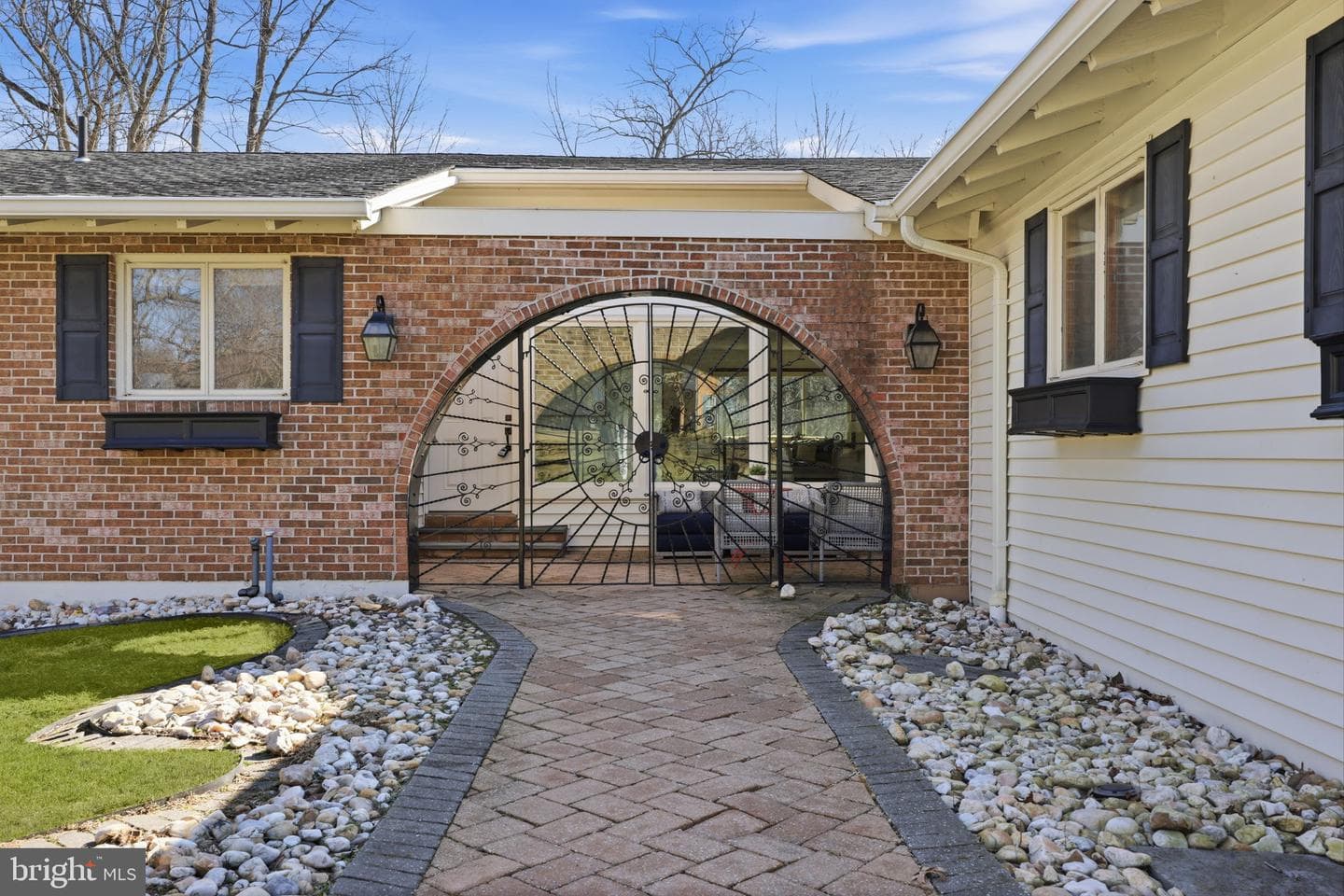 216 Bruce Road photo 3