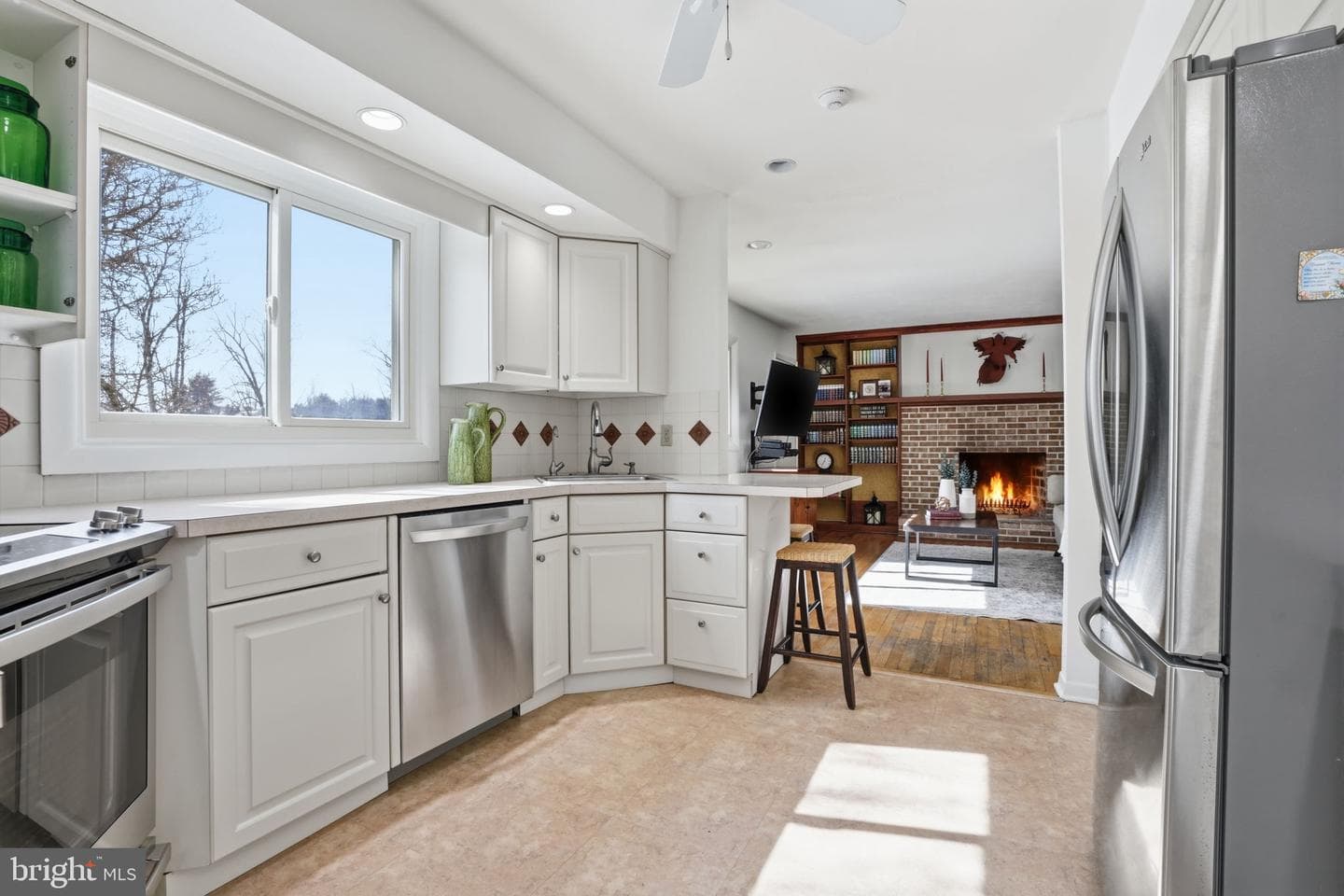 216 Bruce Road photo 9