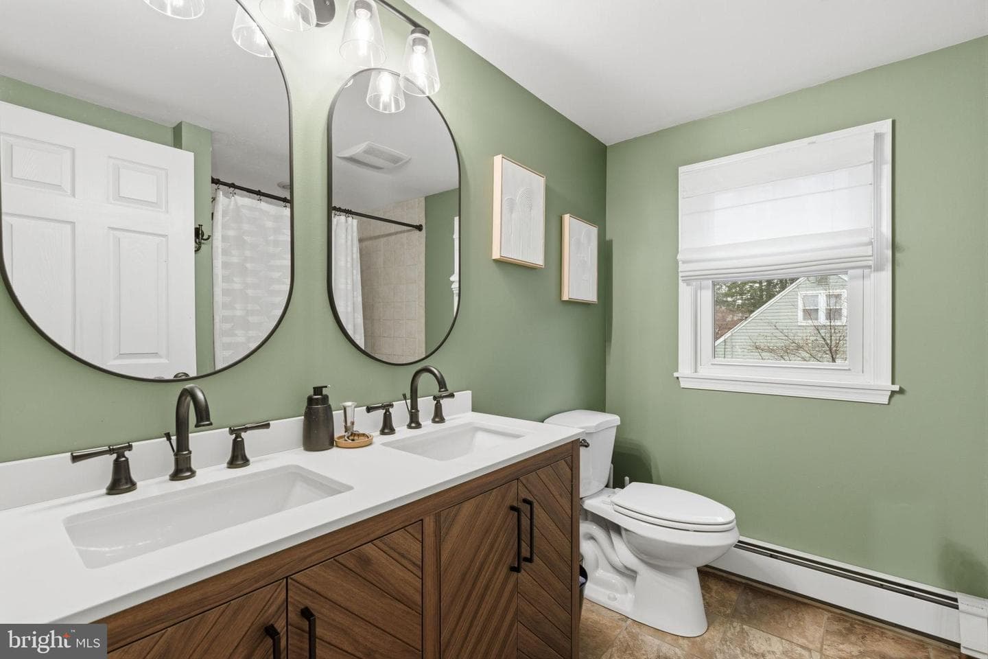 708 Barclay Avenue photo 24