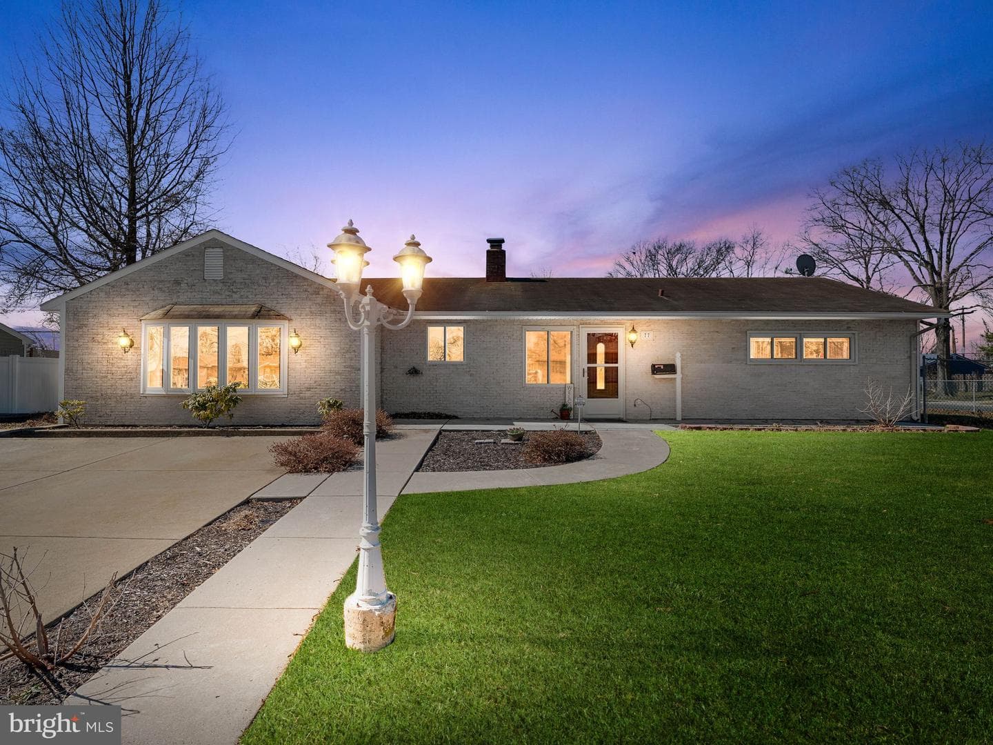 77 Gaping Rock Road
