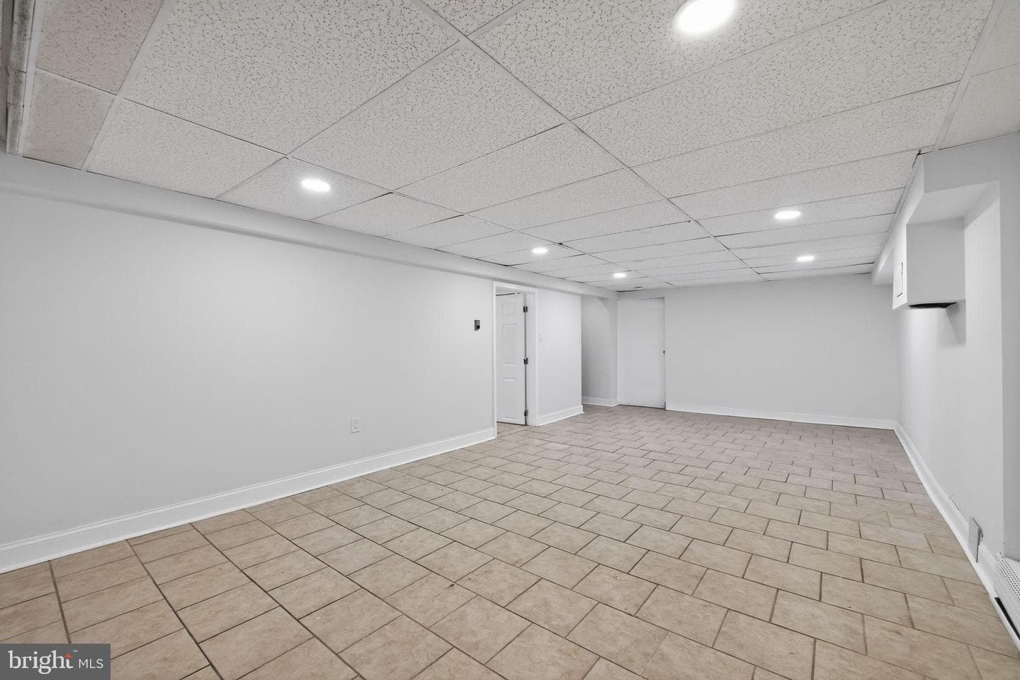 904 Arthur Avenue photo 24