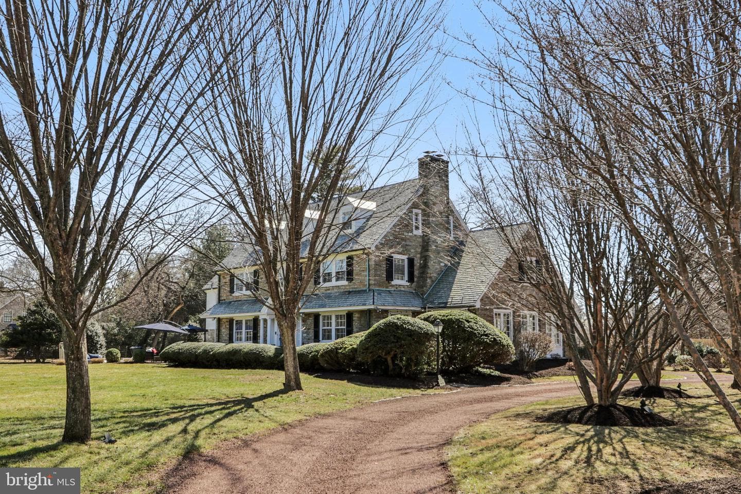2211 Yardley photo 7