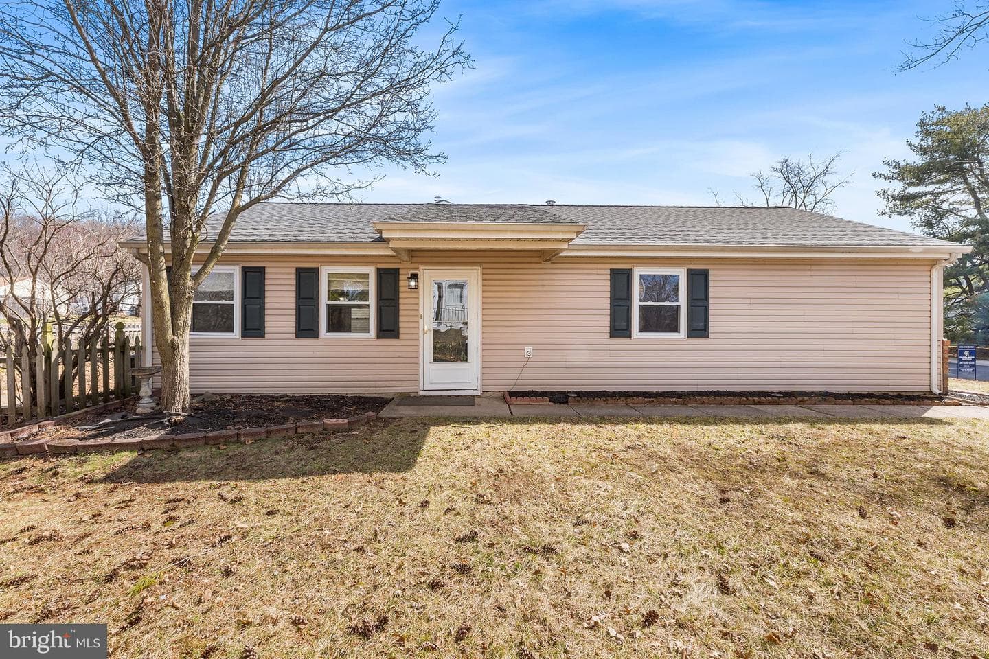28 Chesapeake Drive photo 3