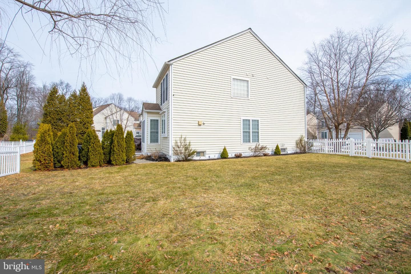 358 E Armstrong Drive photo 41