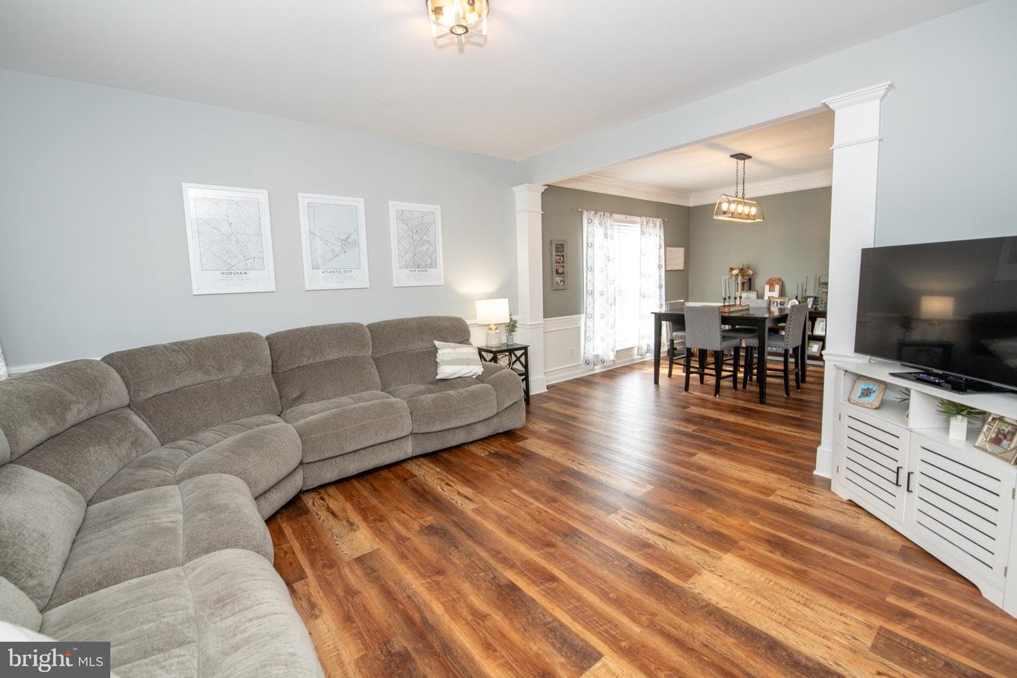 358 E Armstrong Drive photo 9