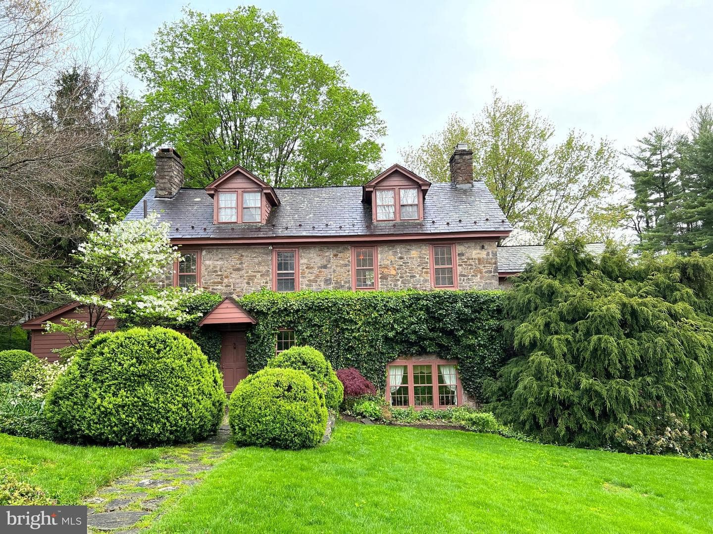 6766 Laurel Road photo 2