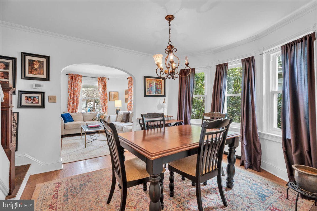 35 E Hendrickson Avenue photo 6