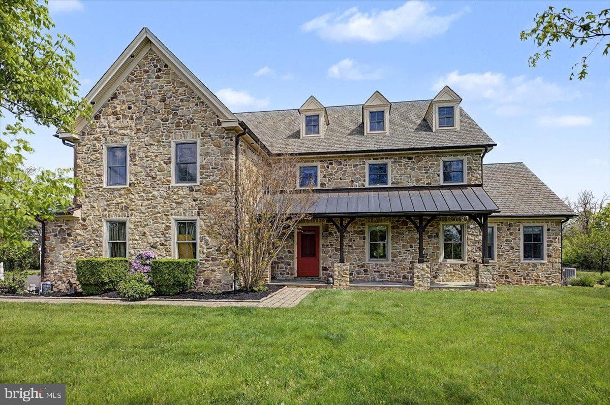 26 Wormansville Road photo 3