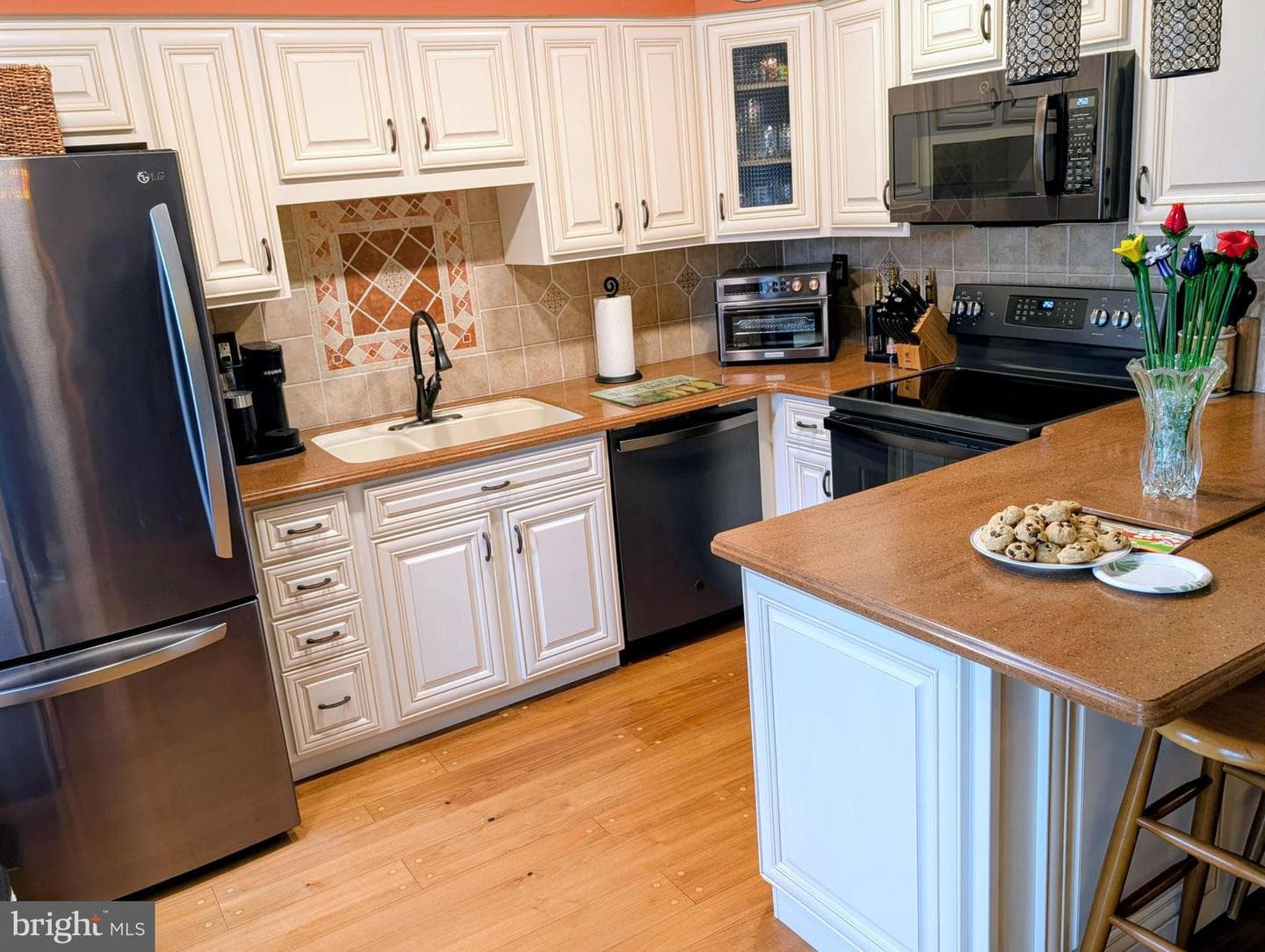 2145 Bromley Comn photo 21