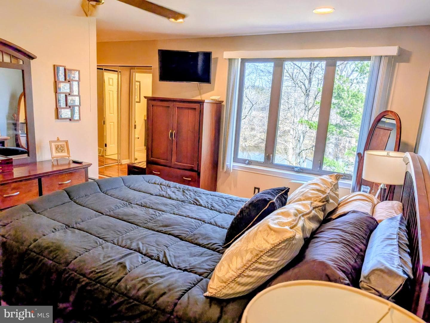 2145 Bromley Comn photo 25