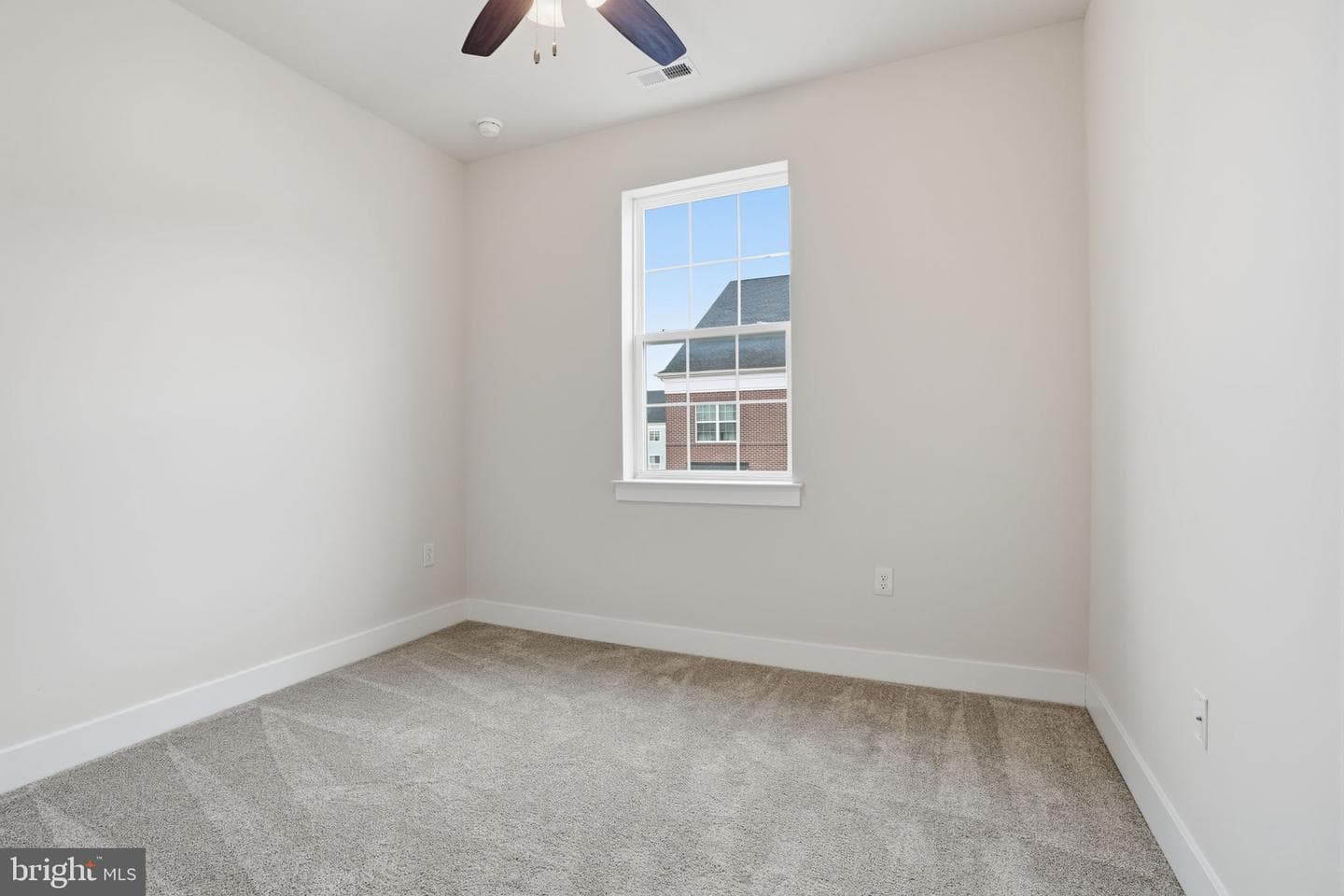 114 B King Street photo 12