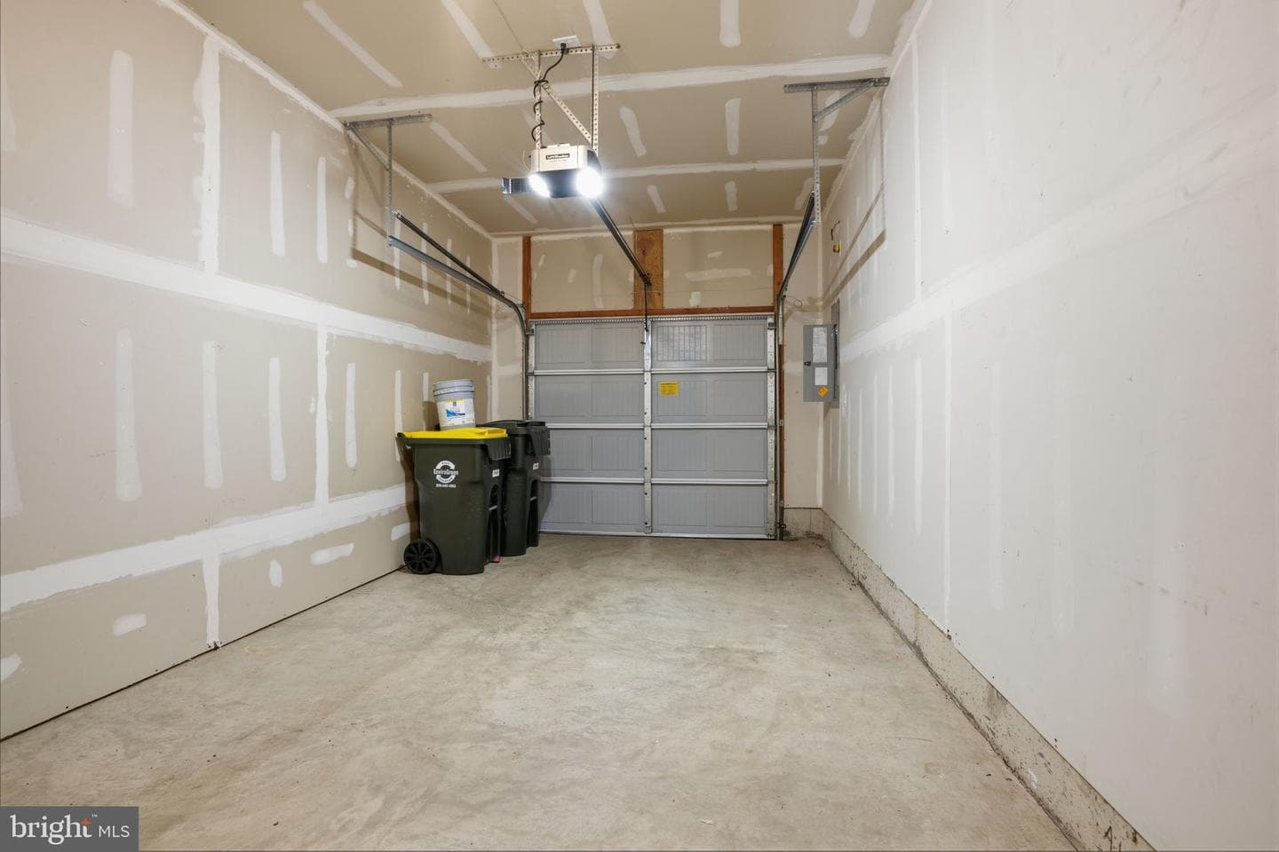 114 B King Street photo 22