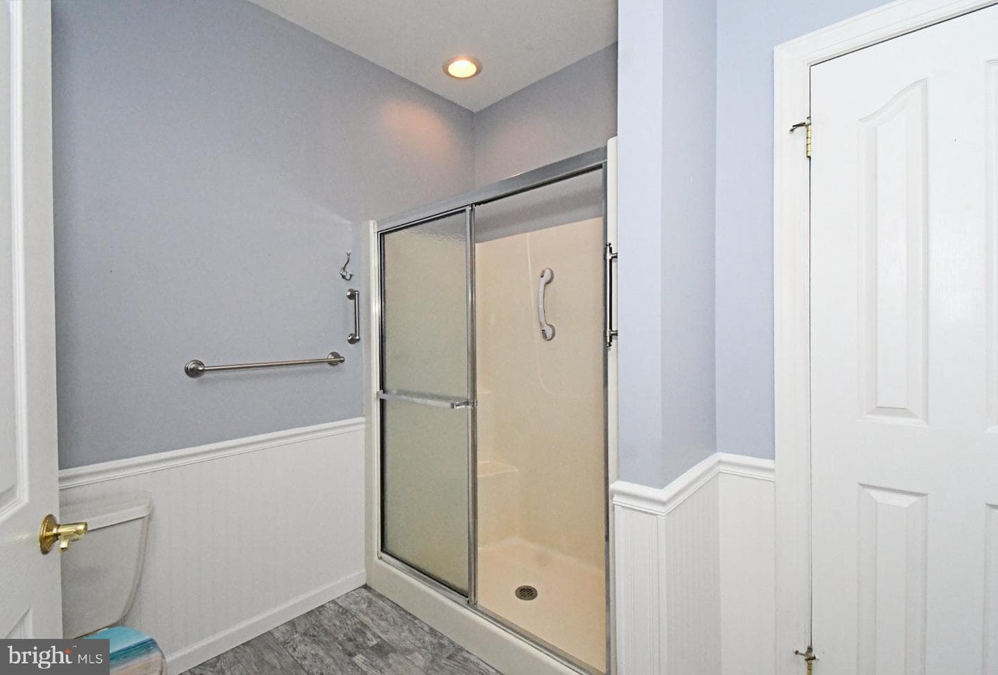 215 Dorchester Drive photo 37