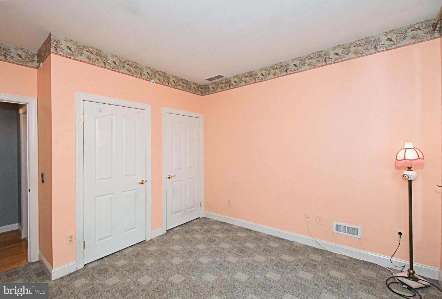 215 Dorchester Drive photo 40