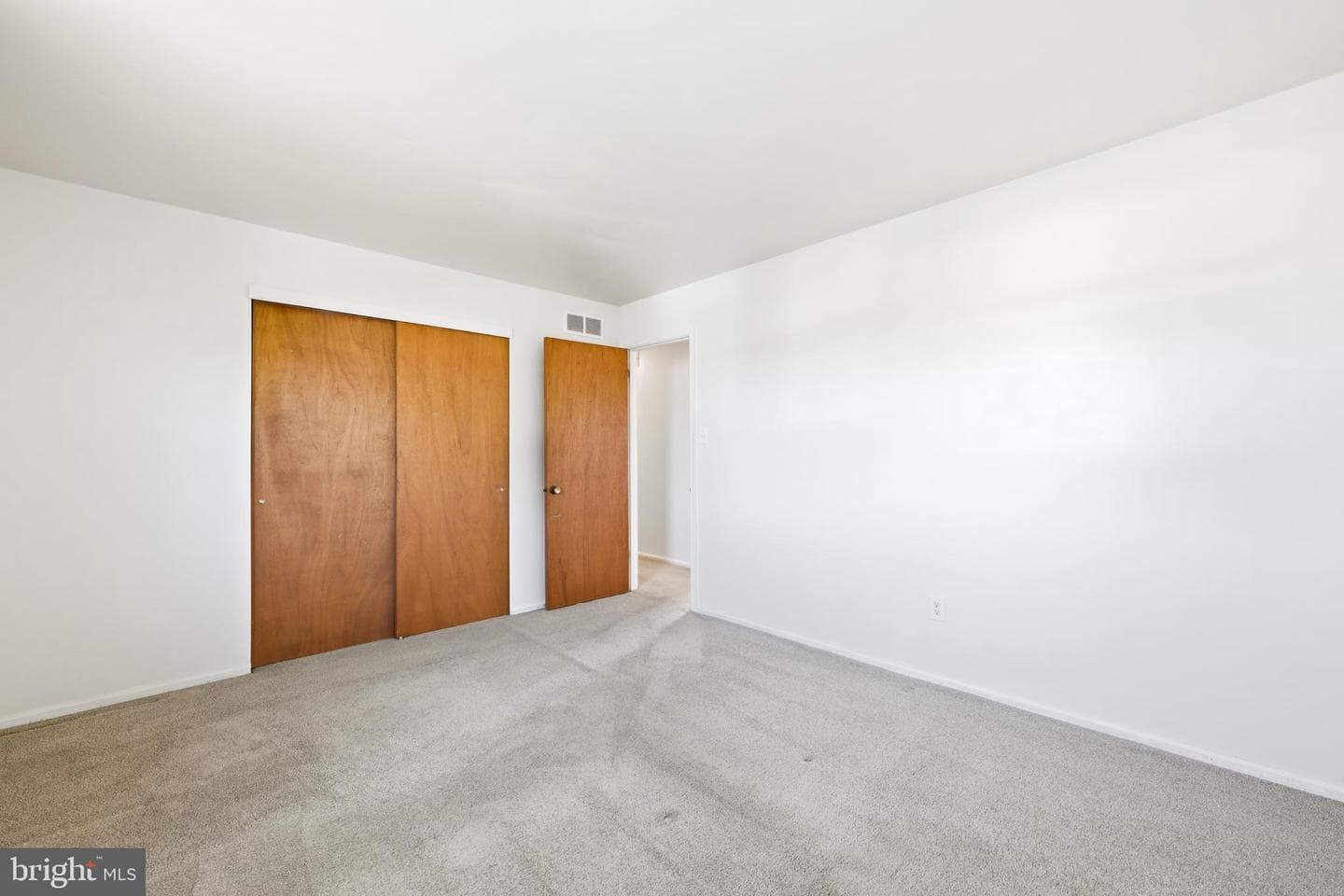 11 Maplewood Drive photo 28