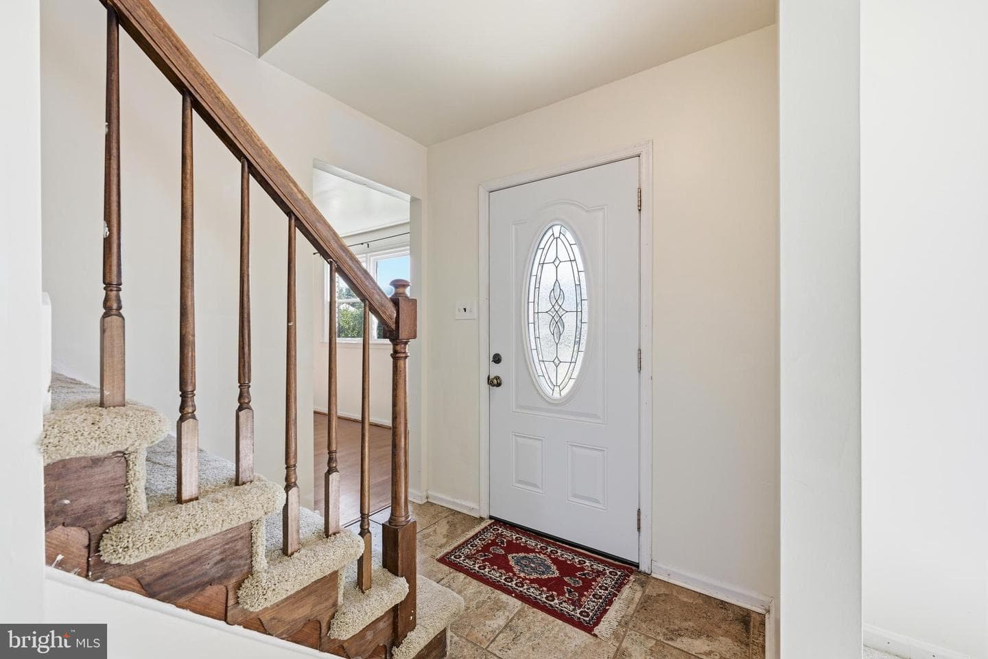 11 Maplewood Drive photo 5