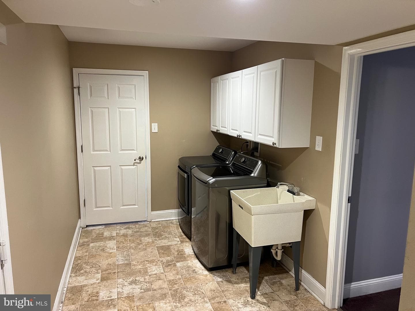 621 Nicole Drive photo 19