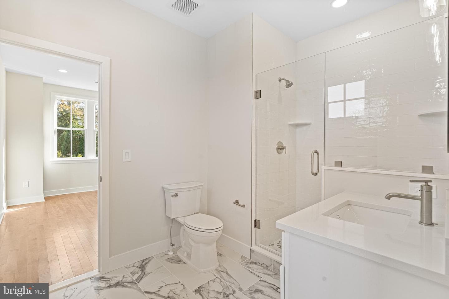 113 Thornton Lane photo 35