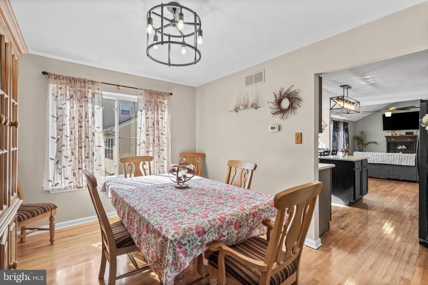 409 Fairview Avenue photo 14