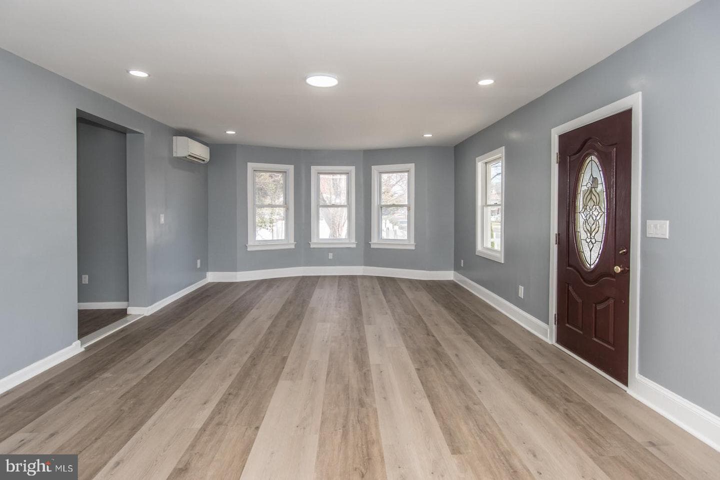 7105 N Radcliffe Street photo 8