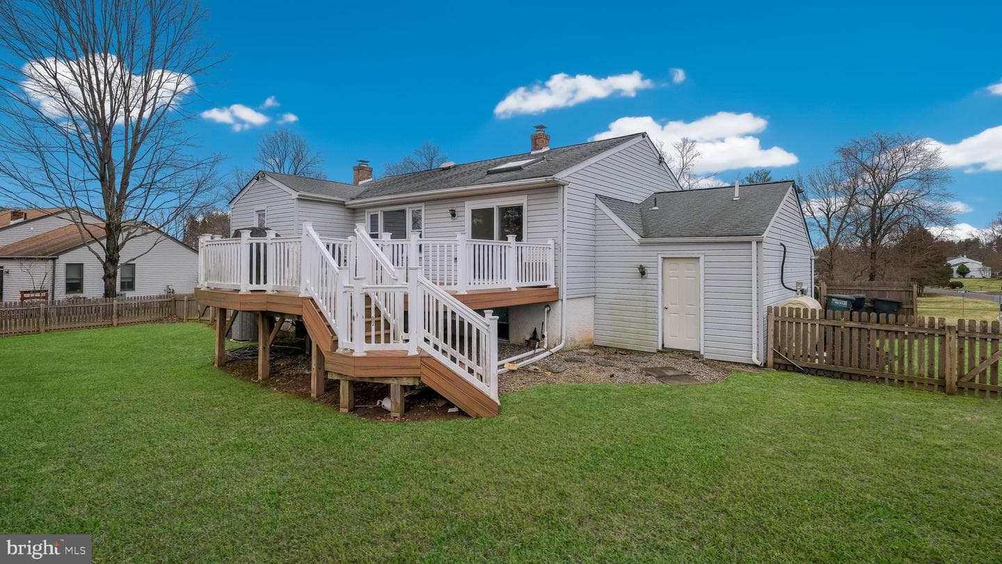 79 W Buttonwood Dr photo 40