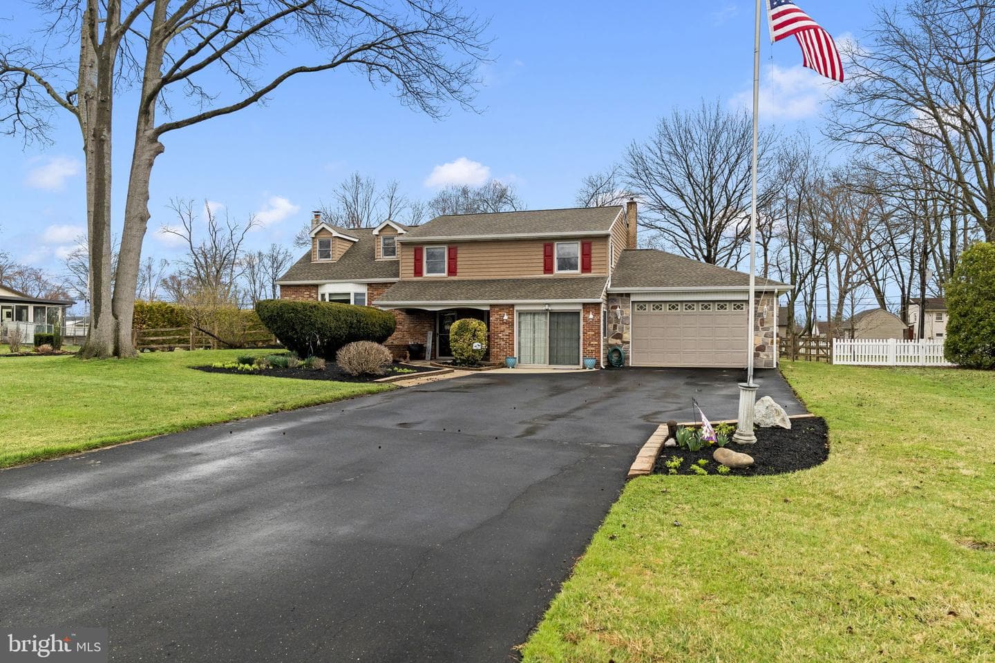 4901 Reedman Avenue photo 2