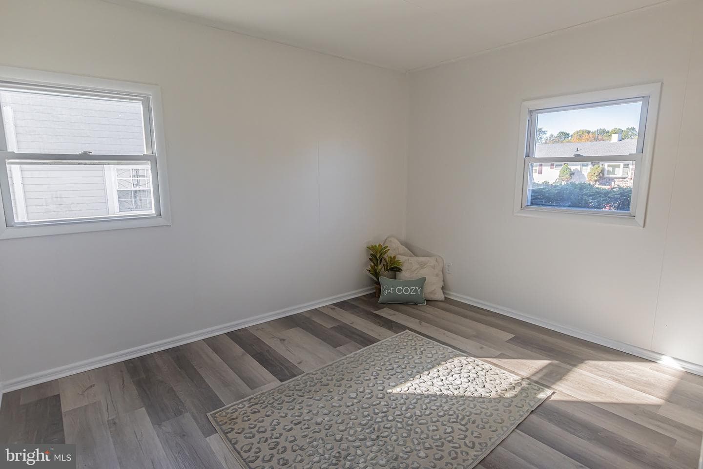 252 N Olds Boulevard photo 26