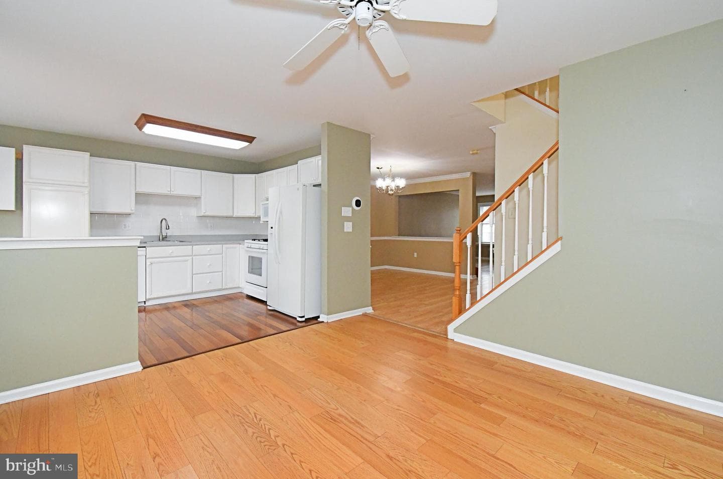 82 Honey Locust Lane photo 16