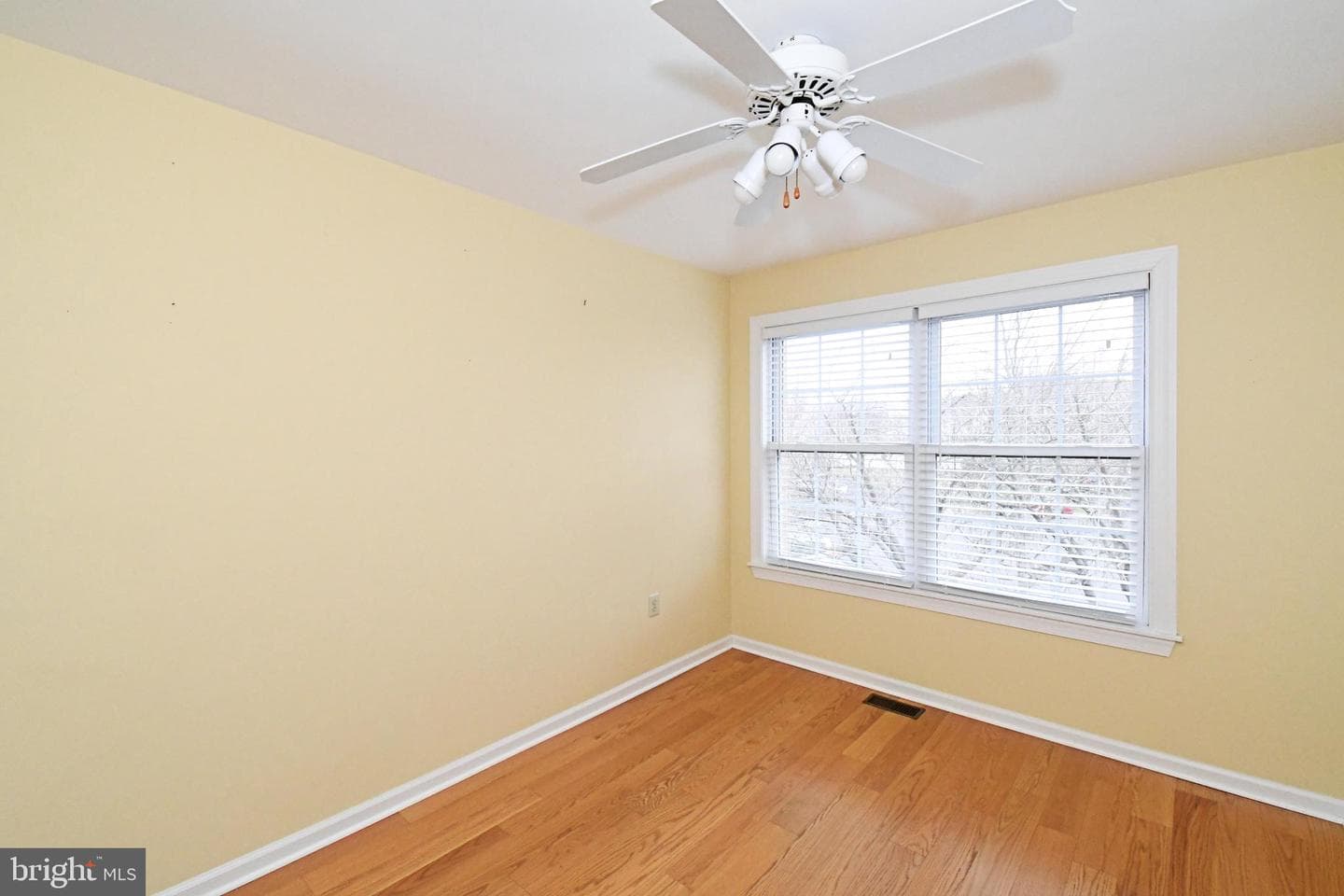 82 Honey Locust Lane photo 34