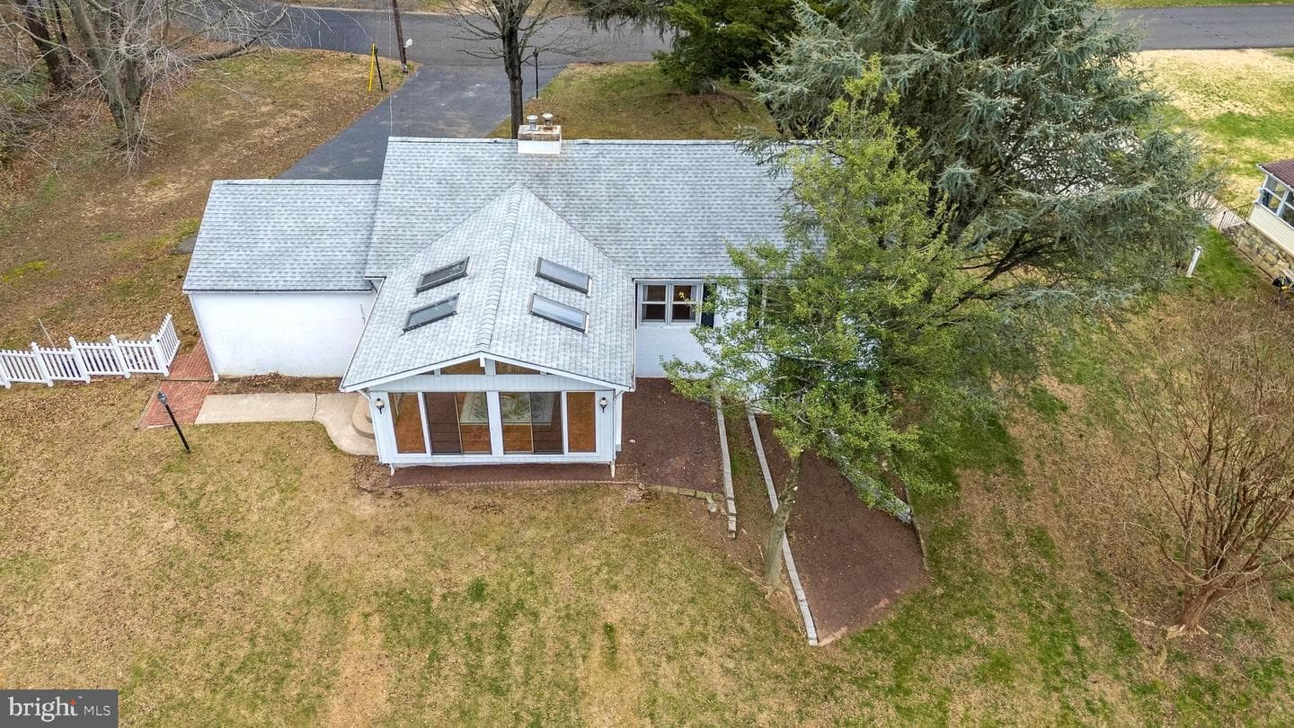 4824 Grandview Avenue photo 6
