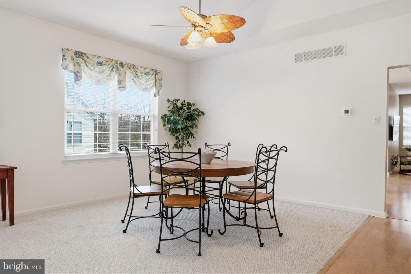 10 Tupelo Lane photo 8