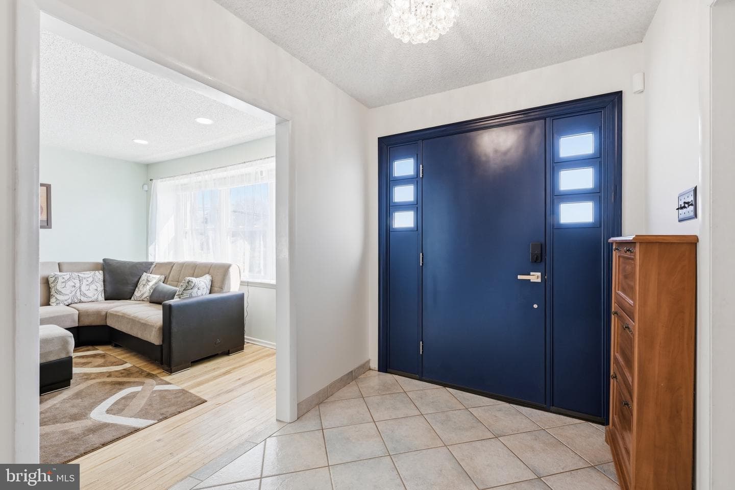 1087 Roberts Road photo 3